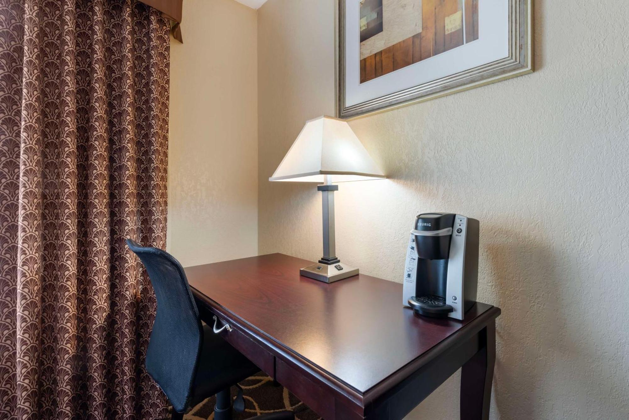Best Western Plus Eau Claire Conference Center Exterior foto